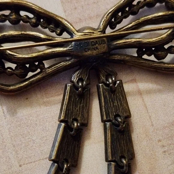 Heidi Daus Ribbon Bow Bronze Tone purple yellow 3" Brooch Pin Signed - Picture 2 of 2